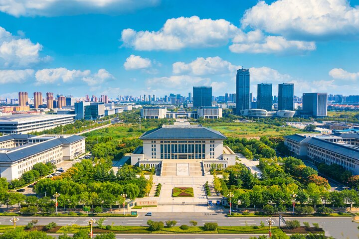 Private Jinan International Airport Arrival Transfer to Jining or Qufu Hotels