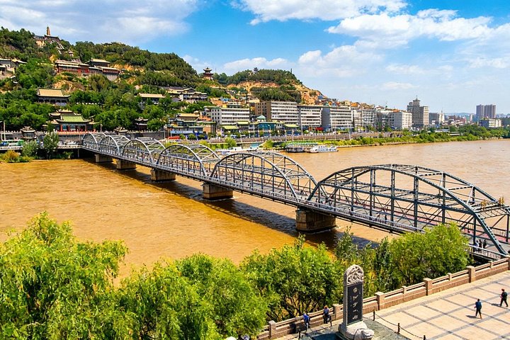 Lanzhou Railway Station Private Transfer to City Hotels