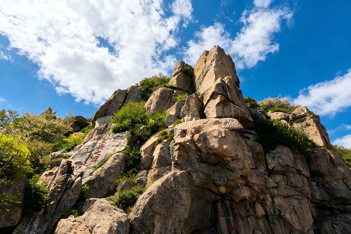 Mount Tai Private Tour from Jinan by Bullet Train with Cable Car Ride
