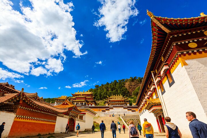 Lanzhou Private Transfer to Labrang Monastery in Xiahe