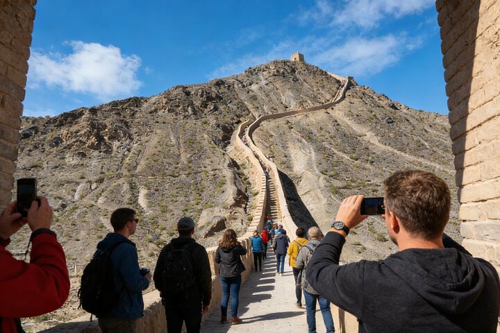 Full-Day Private Jiayuguan Fortress and Xuanbi Great Wall Tour
