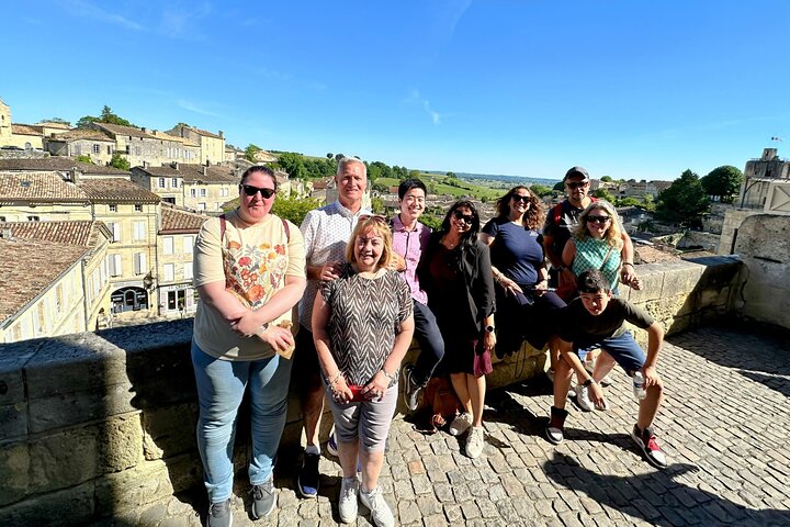Medoc or Saint Emilion Wine Tasting and Chateau from Bordeaux