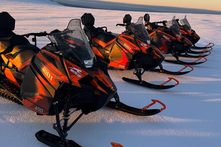 Snowmobiling from Husafell