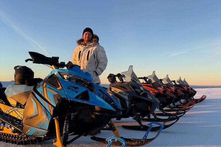 Snowmobiling from Husafell