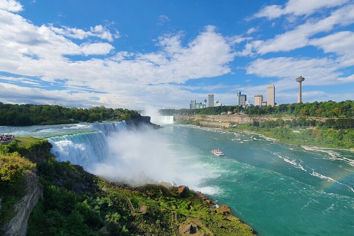 2-Day Niagara Falls Tour from D.C. w/ Overnight in the Falls Area
