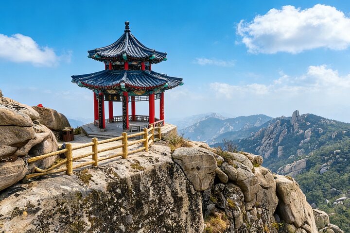 Qingdao Private Tour: Laoshan Mountain&Customized City Highlights
