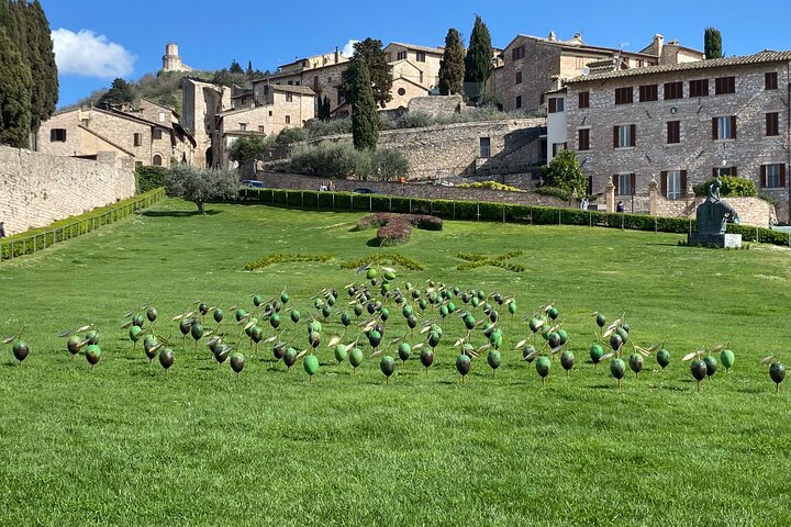 Guided Tour of Assisi. Francesco, Chiara and Carlo Acutis