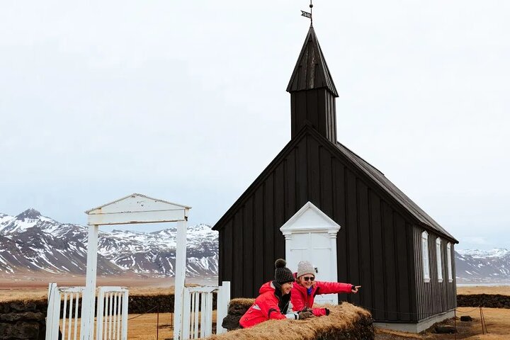 Grundarfjordur Port: Small Group Snaefellsnes Peninsula Tour