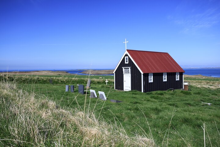 Grundarfjordur Port: Small Group Snaefellsnes Peninsula Tour