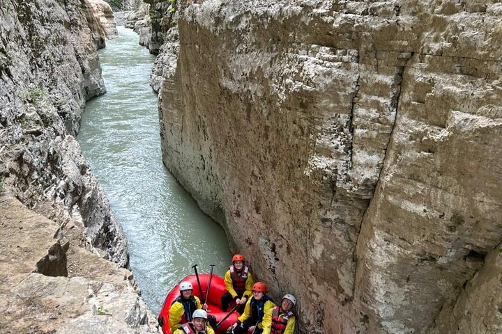 Osum Canyon Rafting & River Tubing
