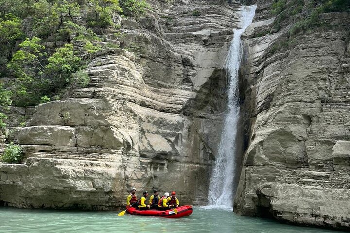 Osum Canyon Rafting & River Tubing