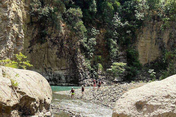 Osum Canyon Rafting & River Tubing