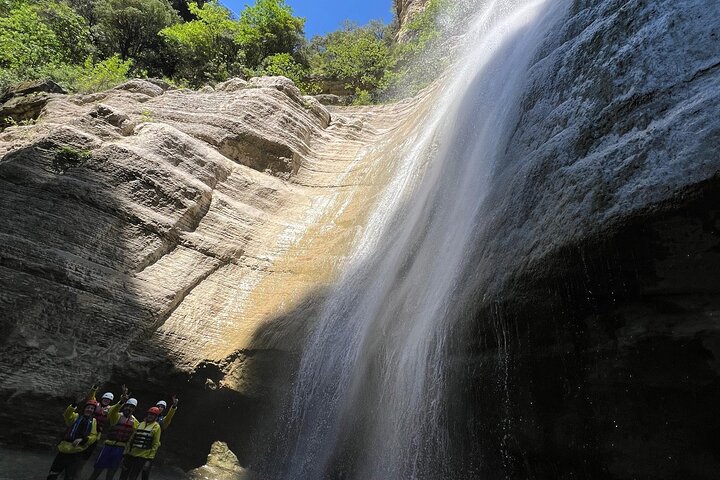 Osum Canyon Rafting & River Tubing