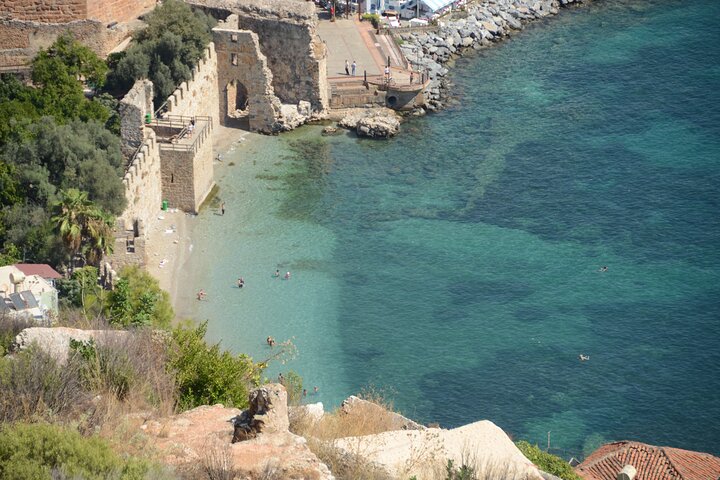 Alanya Boat Trip : Pirate Boat Tour with Foam Party-All inclusive