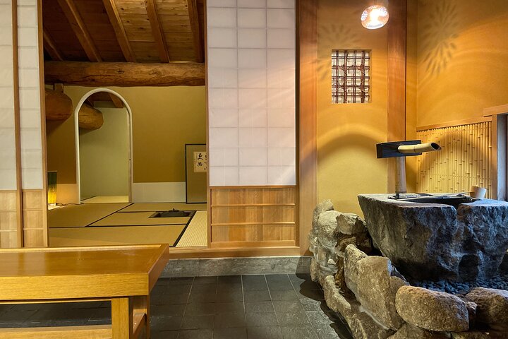 Relaxed Snow Monkeys & Shibu Onsen: Green Season Private Tour