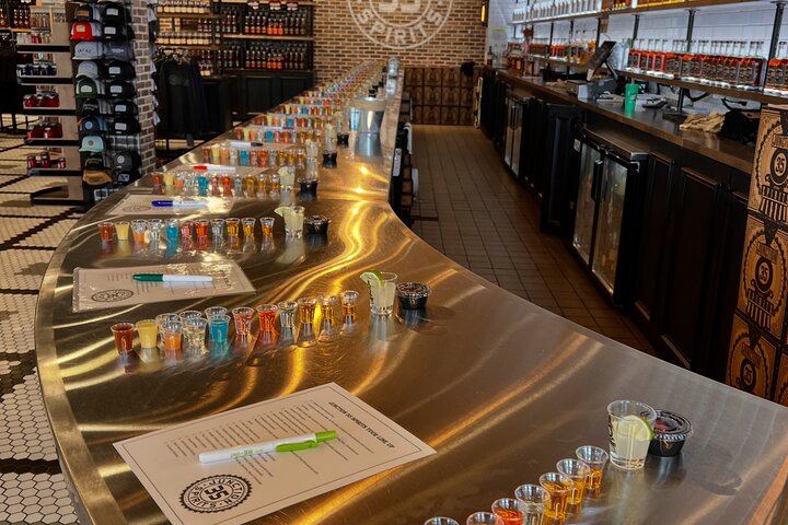 Sevierville VIP Wine, Shine, Bourbon & Lunch Experience