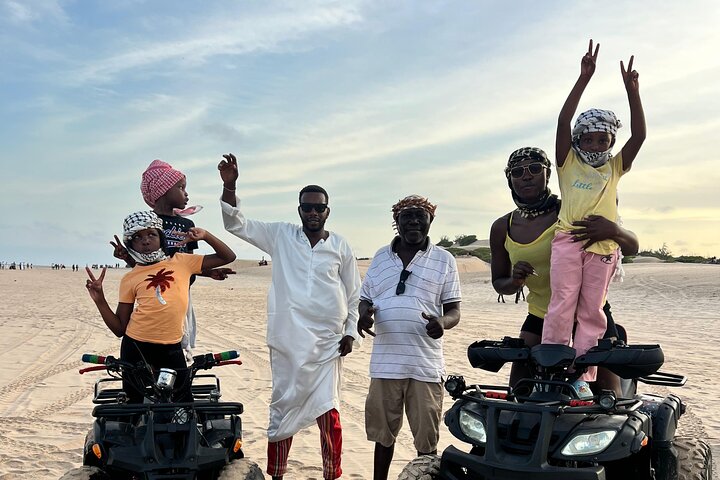 Sand. Canyons. Sunset. Magic. Mambrui & Hell’s Kitchen experience