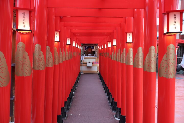 Naha Highlights & Hidden Gems Tour 1–8 Guests(4-8H)