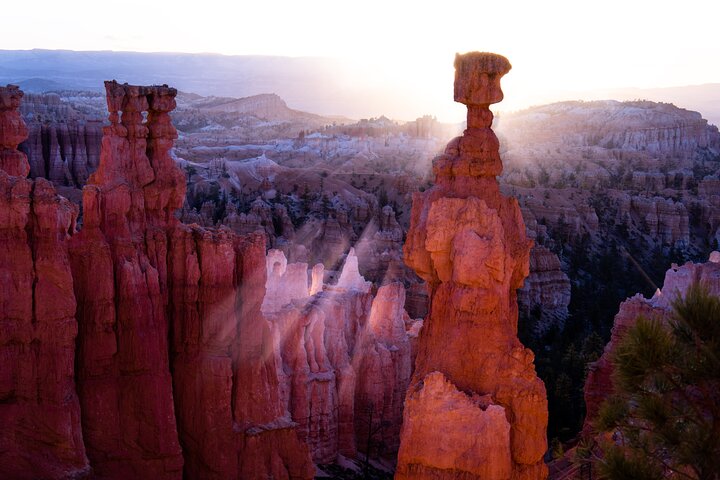 Private Bryce Canyon and Slot Canyon Full Day Hike