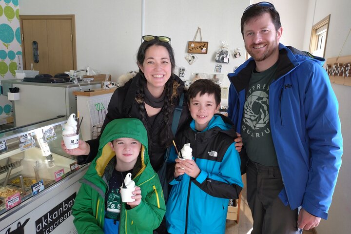 Private Tour with Kushiro Marsh, Tancho, and Local Market