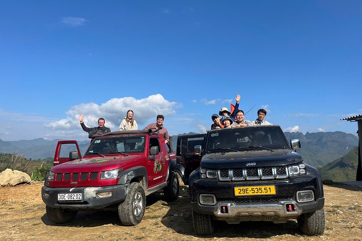 Ha Giang Jeep 4 Days 3 Night New Model Open Air Jeep
