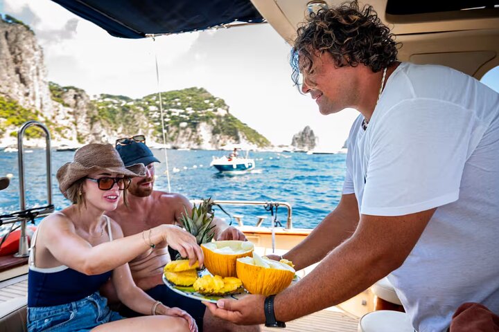 Positano & Amalfi Coast Small-Group Boat Day Tour from Sorrento