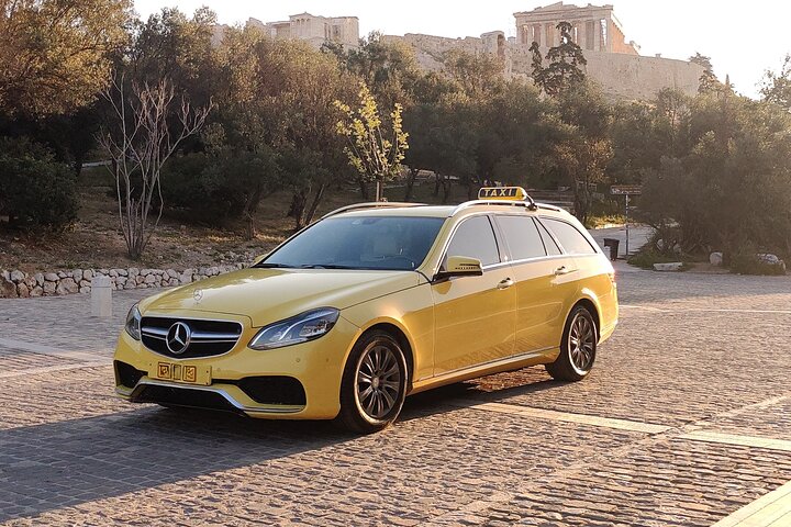 Piraeus Cruise Port to Athens City Hotels Private Transfer