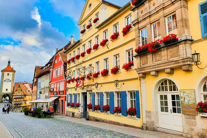 Hello Rothenburg ob der Tauber: Private City Walk with Guide