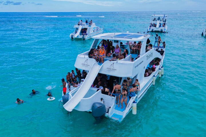 #1 Punta Cana Hip Hop Adults Only Party Boat with Open Bar & DJ