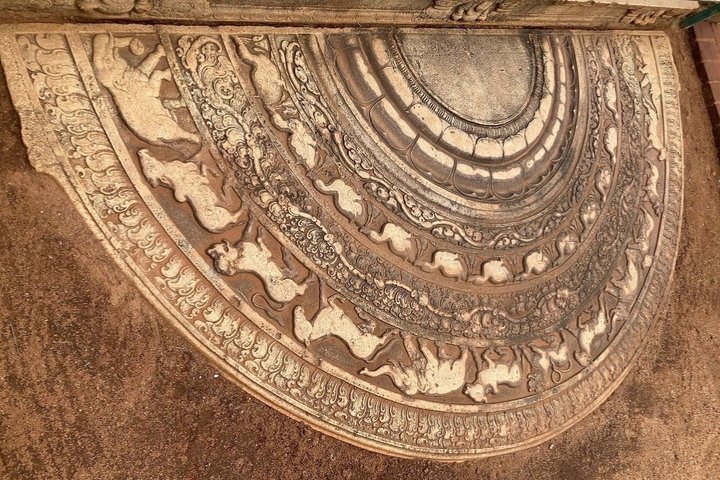 Anuradhapura Sacred City: Private Half a Day Guided Heritage Tour