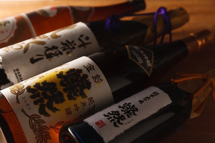 Traditional Sake Brewery Tour with Tasting & Gift[Local Boutique]