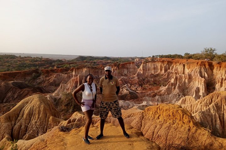 Sand. Canyons. Sunset. Magic. Mambrui & Hell’s Kitchen experience