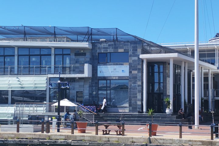 Guided Robben Island Historic Prison Tour with Pickup & Drop-off