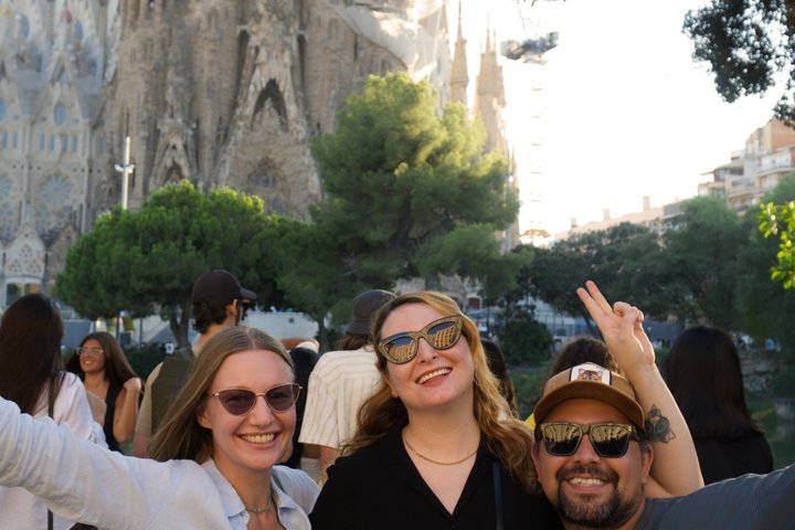 Best of Barcelona: Sagrada Família, Gaudí & Candy Tasting Tour!