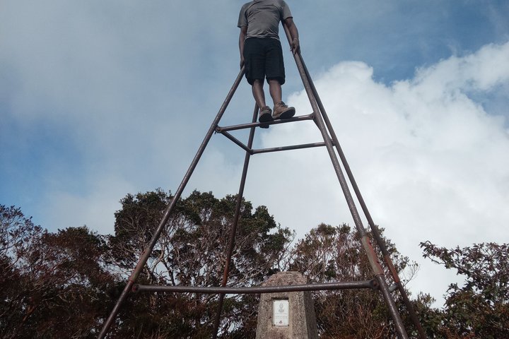 Blue Mountains Peak Hike