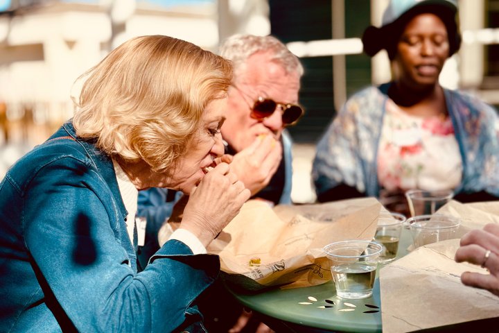 Guided Walking Food Tour: Downtown Ocean Springs