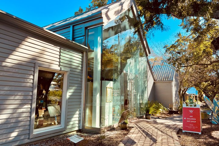 Guided Walking Food Tour: Downtown Ocean Springs
