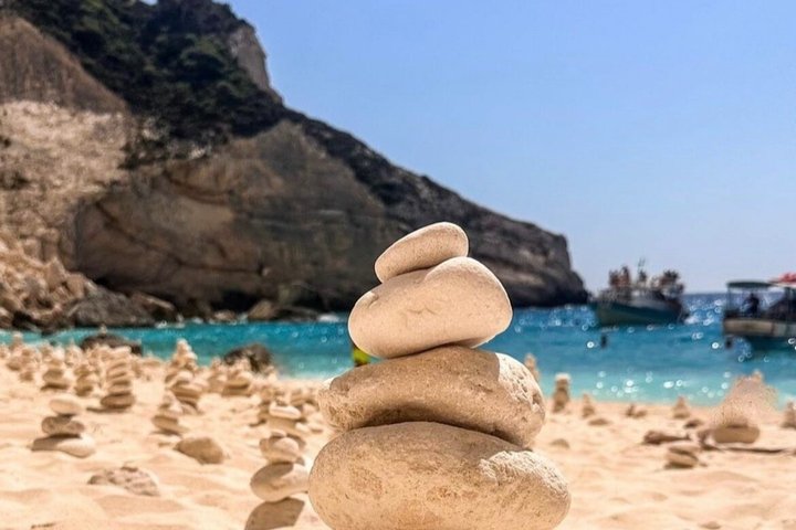 Zakynthos VIP Above & Beyond Shipwreck & Blue Caves Tour