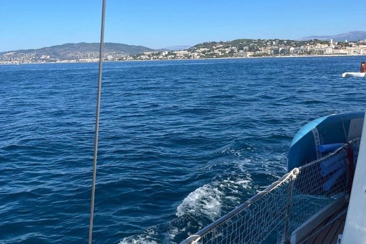 Cruise / Navigation / Sunset in the Lerins Islands