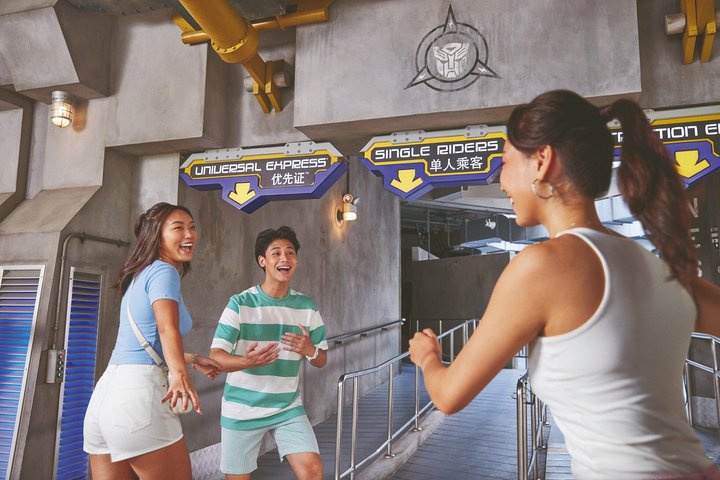 Universal Studios Singapore Tickets with Round-trip Transfers