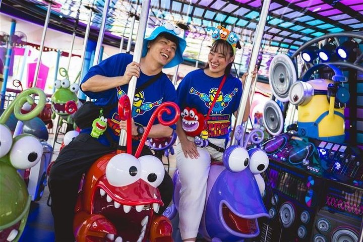 Universal Studios Singapore Tickets with Round-trip Transfers
