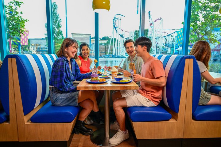 Universal Studios Singapore Tickets with Round-trip Transfers