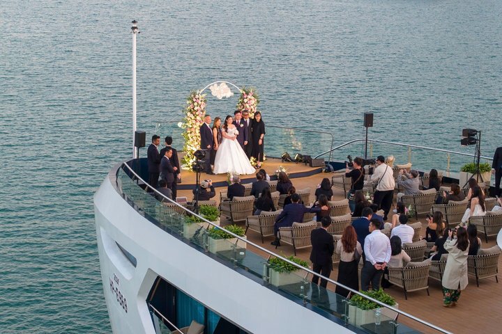2D1N Elite Lan Ha Bay & Ha Long Bay Cruise with Infinity Pool
