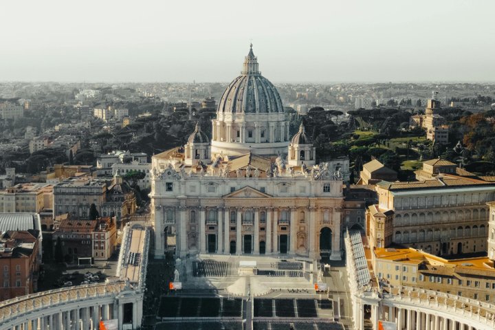 Vatican: Skip the Line St. Peter’s Basilica and Dome Ticket
