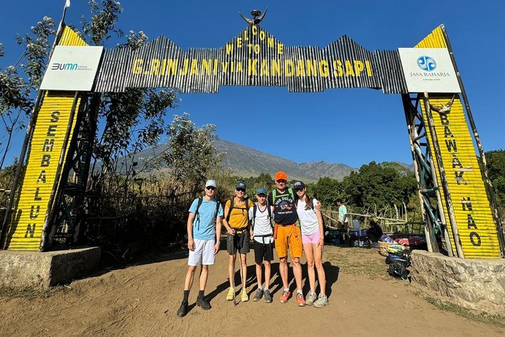 Mt Rinjani Trekking 2 Days 1 Night Summit