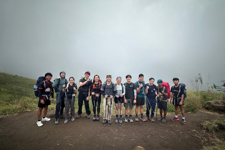 Mt Rinjani Trekking 4 Days and 3 Nights