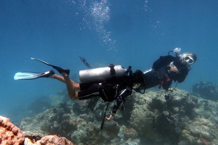 Rangiroa Discover Scuba Diving in French Polynesia
