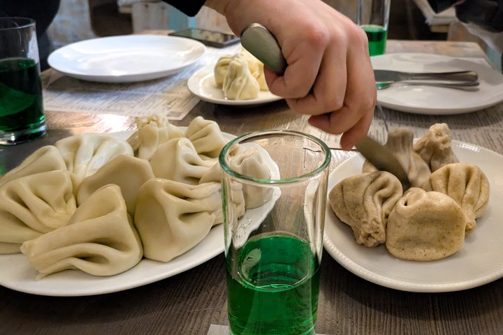 Private Tbilisi Food Tour: 9 Tastings Walk in Bohemian District