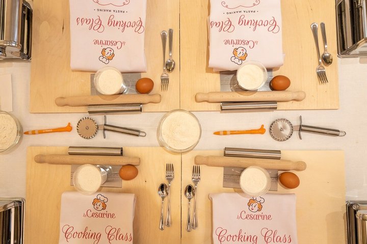 Montepulciano: Pasta & Tiramisu Class in a Local Home by Cesarine