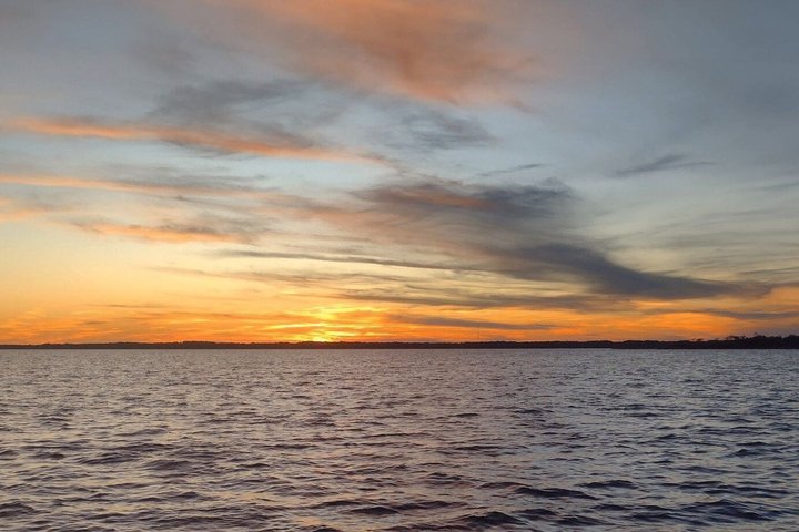 Seaside Cruising Dolphin Watching and Sunset Cruises